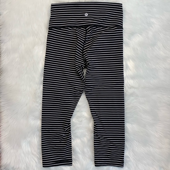 Lululemon High Waist Cropped Leggings - Picture 1 of 6